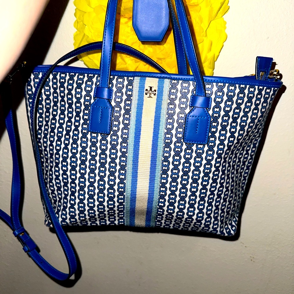 COPY - Tory Burch royal blue Gemini link mini tote w/ strap